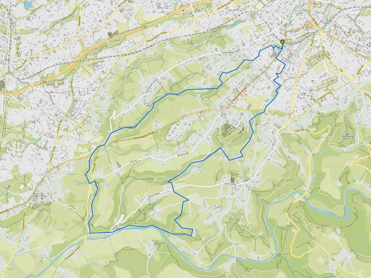 Karte zeigt Siedlungsentwicklung in Deutschland, mit Wohngebieten am Stadtrand und grünen Lungen.